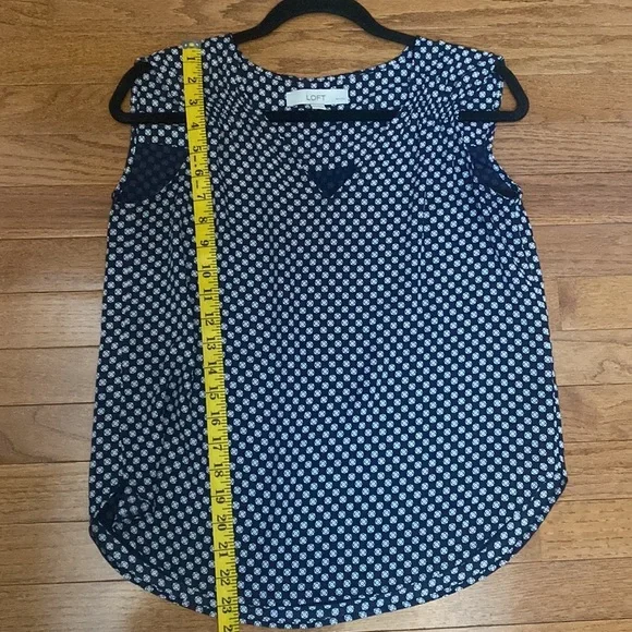 EUC Loft petite sleeveless top - Picture 8 of 12